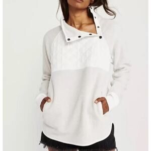 ABERCROMBIE & FITCH Women's light Gray Fleece Quilted Pullover Sweatshirt XS